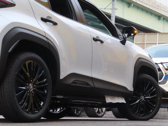 ヤリスクロス ハイブリッドＺ　ウルバーノ　トヨタチームメイトアドバンス　パノラミックビューモニター　パーキングサポートブレーキ　登録済み未使用車　禁煙車　フロアマット　黒ハーフレザー　シートヒーター　ステアリングヒーター　Ｂｌｕｅｔｏｏｔｈ（18枚目）