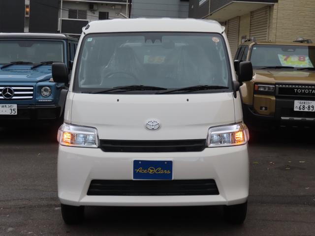 タウンエースバン ＧＬ　スマートアシスト　マルチインフォメーションディスプレイ　登録済み未使用車　禁煙　衝突警報機能　衝突回避支援ブレーキ　レーンキープアシスト　先行車発進お知らせ　オートハイビーム　キーレス　フロアマット（12枚目）