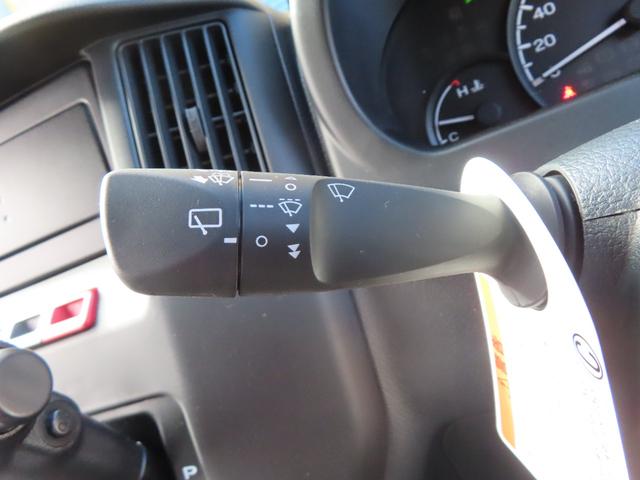 タウンエースバン ＧＬ　スマートアシスト　マルチインフォメーションディスプレイ　登録済み未使用車　禁煙　衝突警報機能　衝突回避支援ブレーキ　レーンキープアシスト　先行車発進お知らせ　オートハイビーム　キーレス　フロアマット（46枚目）