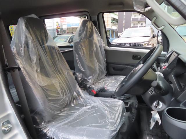 タウンエースバン ＧＬ　スマートアシスト　マルチインフォメーションディスプレイ　登録済み未使用車　禁煙　衝突警報機能　衝突回避支援ブレーキ　レーンキープアシスト　先行車発進　オートハイビーム　キーレス　フロアマット（24枚目）