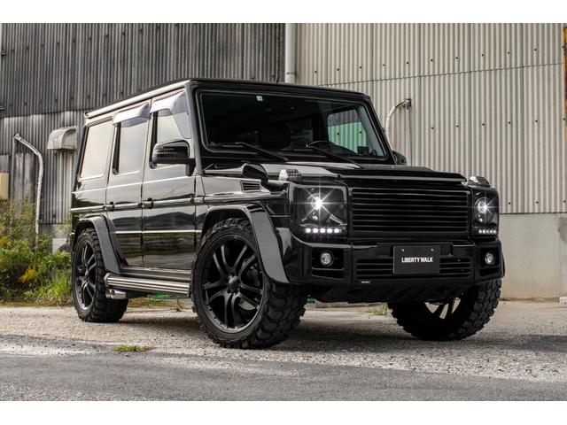 Ｇクラス Ｇ５００　ロング　ＢＲＡＢＵＳ　サンルーフ　黒革シート　バックカメラ　社外ヘッドライト　社外テールライト（2枚目）