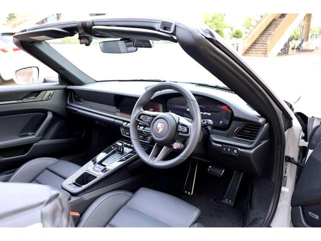 911 911カレラGTS カブリオレ PDK 右ハンドル ディーラー車(14枚目)