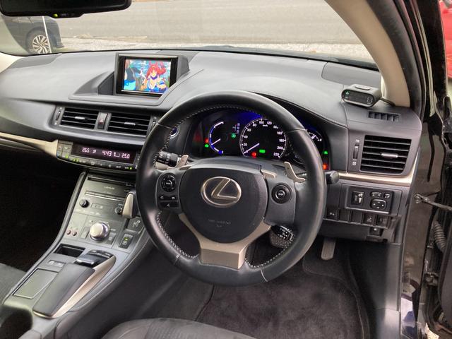 CT CT200h バージョンC 車検2年+整備&保証付き/純正マルチナビ(TV/CD/DVD/ブルーレイ/SD/USB/AUX/Bluetooth)/バックカメラ/ETC(DSRC)/パワーシート/シートヒーター/コーナーセンサー(53枚目)
