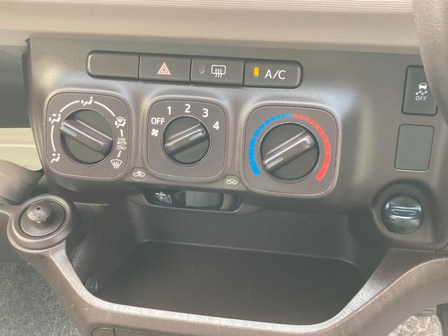 パッソ X Lパッケージ 後期モデル/車検年+整備&保証付き/走行4万キロ/純正ナビ(フルセグTV/CD/DVD/SD/Bluetoothオーディオ)/バックカメラ/ETC/ベンチシート/スマートキー/アイドリングストップ/(12枚目)