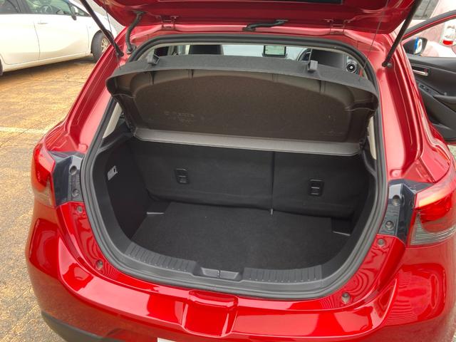 デミオ XDブラックレザーリミテッド 車検2年+整備&保証付/衝突軽減ブレーキ/ナビ/バックカメラ/Bluetooth/フルセグTV/CD/DVD/レザーシート(運転席・助手席ヒーター付)/パドルシフト/クルコン/ヘッドアップディスプレイ(21枚目)