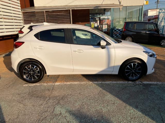MAZDA2 15Sプロアクティブ 車検2年+整備&保証付/カープレイ対応モニターオーディオ/アラウンドビューモニター/フルセグTV/CD/DVD/Bluetooth/ETC/コーナーセンサー/軽減ブレーキ/シートヒーター/LEDライト(32枚目)