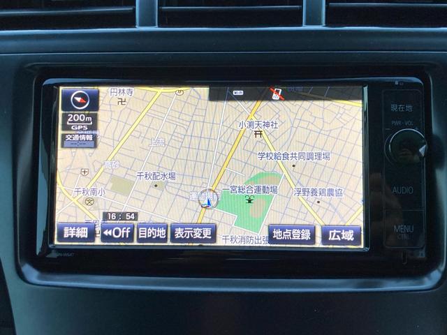 プリウスアルファ S チューン ブラック 車検2年+整備&保証付き/3列シート/7人/純正ナビ/バックカメラ/Bluetoothオーディオ/TV/ETC/オートライト/フォグランプ/スマートキー3本/テレキャン/純正16アルミ/オートエアコン(7枚目)