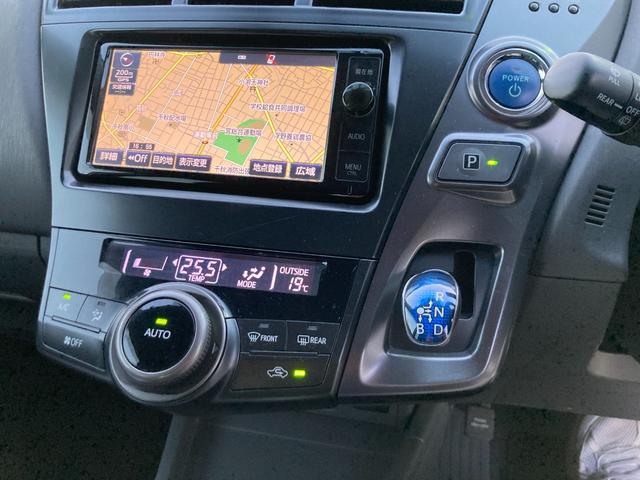 プリウスアルファ S チューン ブラック 車検2年+整備&保証付き/3列シート/7人/純正ナビ/バックカメラ/Bluetoothオーディオ/TV/ETC/オートライト/フォグランプ/スマートキー3本/テレキャン/純正16アルミ/オートエアコン(11枚目)