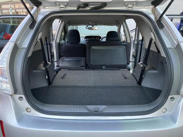 プリウスアルファ S チューン ブラック 車検2年+整備&保証付き/3列シート/7人/純正ナビ/バックカメラ/Bluetoothオーディオ/TV/ETC/オートライト/フォグランプ/スマートキー3本/テレキャン/純正16アルミ/オートエアコン(16枚目)