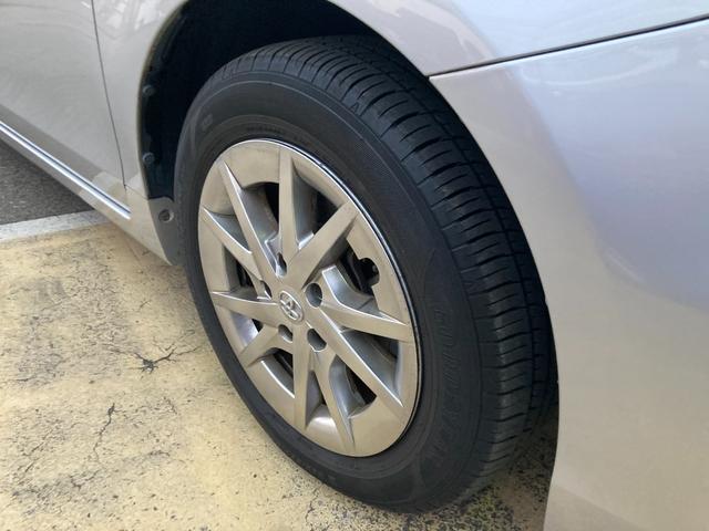 プリウスアルファ S チューン ブラック 車検2年+整備&保証付き/3列シート/7人/純正ナビ/バックカメラ/Bluetoothオーディオ/TV/ETC/オートライト/フォグランプ/スマートキー3本/テレキャン/純正16アルミ/オートエアコン(18枚目)