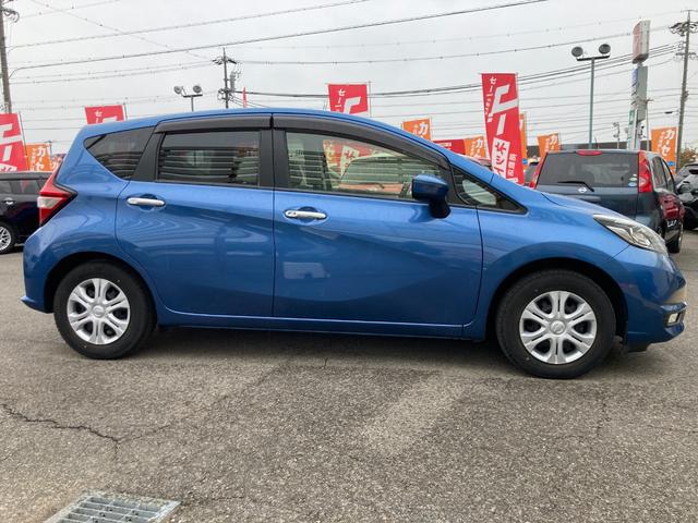 ノート メダリスト　Ｘ　後期モデル／整備＆保証付／走行３．８万キロ／衝突軽減ブレーキ／純正ナビ（フルセグＴＶ／ＣＤ／ＤＶＤ／ＳＤ／ＡＵＸ／Ｂｌｕｅｔｏｏｔｈ／ドラレコ）／スマートキー／ハーフレザーシート／ＥＴＣ／フォグランプ（5枚目）