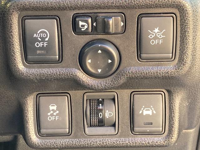 ノート メダリスト　Ｘ　後期モデル／整備＆保証付／走行３．８万キロ／衝突軽減ブレーキ／純正ナビ（フルセグＴＶ／ＣＤ／ＤＶＤ／ＳＤ／ＡＵＸ／Ｂｌｕｅｔｏｏｔｈ／ドラレコ）／スマートキー／ハーフレザーシート／ＥＴＣ／フォグランプ（13枚目）