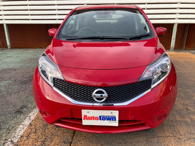 ノート Ｘ　Ｖセレクション＋セーフティＩＩ　前期型（最終モデル）／車検２年＋整備＆保証付き／衝突軽減ブレーキ／純正ナビ／アラウンドビューモニター（全方位カメラ）／ＥＴＣ／フルセグＴＶ／Ｂｌｕｅｔｏｏｔｈオーディオ／スマートキー／コーナーセンサー（25枚目）