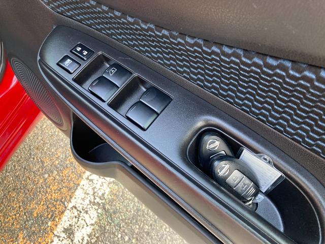 ノート Ｘ　Ｖセレクション＋セーフティＩＩ　前期型（最終モデル）／車検２年＋整備＆保証付き／衝突軽減ブレーキ／純正ナビ／アラウンドビューモニター（全方位カメラ）／ＥＴＣ／フルセグＴＶ／Ｂｌｕｅｔｏｏｔｈオーディオ／スマートキー／コーナーセンサー（56枚目）