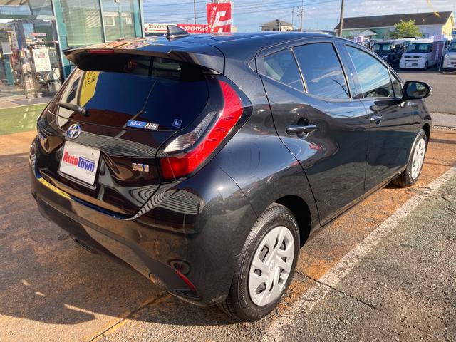 アクア X (第2世代モデル)/車検2年+整備&保証付き/TOYOTAセーフティーセンス(軽減ブレーキ)/純正マルチメディア(ナビ/ラジオ/Bluetooth/Miracast)/バックカメラ/AC100V電源(6枚目)