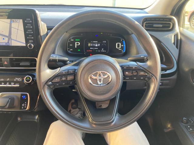 アクア X (第2世代モデル)/車検2年+整備&保証付き/TOYOTAセーフティーセンス(軽減ブレーキ)/純正マルチメディア(ナビ/ラジオ/Bluetooth/Miracast)/バックカメラ/AC100V電源(11枚目)