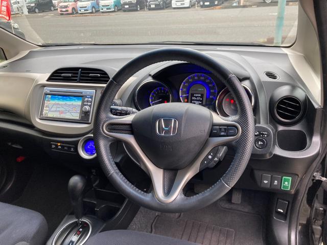 フィットハイブリッド スマートセレクション 後期モデル/車検2年+整備&保守付き/純正メモリーナビ(TV/CD/DVD/SD/USB)/バックカメラ/ETC/オートクルーズコントロール/HID(オートライト)/スマートキー/社外15インチアルミ(12枚目)