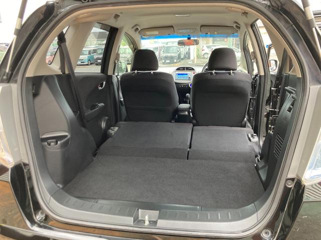 フィットハイブリッド スマートセレクション 後期モデル/車検2年+整備&保守付き/純正メモリーナビ(TV/CD/DVD/SD/USB)/バックカメラ/ETC/オートクルーズコントロール/HID(オートライト)/スマートキー/社外15インチアルミ(22枚目)