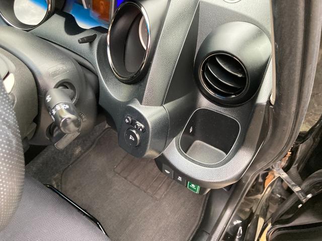 フィットハイブリッド スマートセレクション 後期モデル/車検2年+整備&保守付き/純正メモリーナビ(TV/CD/DVD/SD/USB)/バックカメラ/ETC/オートクルーズコントロール/HID(オートライト)/スマートキー/社外15インチアルミ(53枚目)