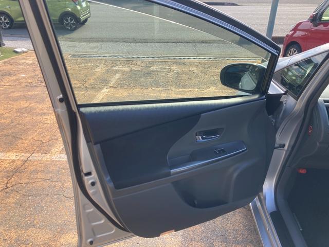 プリウスアルファ S チューン ブラック 車検2年+整備&保証付き/3列シート/7人/純正ナビ/バックカメラ/Bluetoothオーディオ/TV/ETC/オートライト/フォグランプ/スマートキー3本/テレキャン/純正16アルミ/オートエアコン(48枚目)