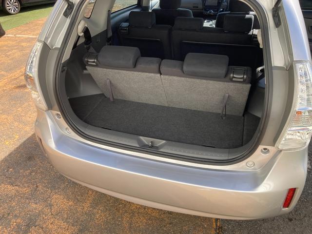 プリウスアルファ S チューン ブラック 車検2年+整備&保証付き/3列シート/7人/純正ナビ/バックカメラ/Bluetoothオーディオ/TV/ETC/オートライト/フォグランプ/スマートキー3本/テレキャン/純正16アルミ/オートエアコン(68枚目)