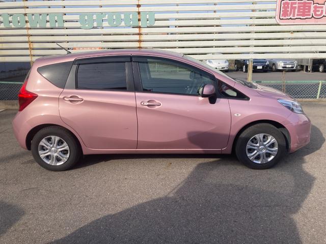 ノート X エマージェンシーブレーキパッケージ 整備&保証付/走行3万キロ/衝突被害軽減ブレーキ/純正SDナビ(フルセグTV/CD/SD/USB/AUX)/バックカメラ/スマートキー/アイドリングストップ/純正14インチアルミ/車線逸脱防止警報装置(7枚目)