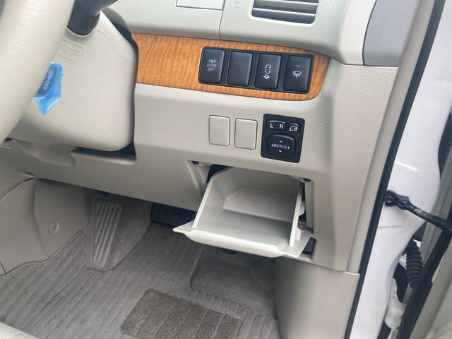 エスティマ アエラス 2型(中期モデル)/整備&保証付/走行3.8万キロ/8人乗り/純正HDDナビ/フロント&サイド&バックカメラ/パーキングアシスト機能/クルコン/両側パワースライド/コーナーセンサー/HIDオートライト(56枚目)