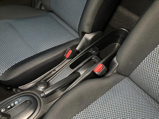 ノート Ｘ　エマージェンシーブレーキパッケージ　整備＆保証付／走行３万キロ／衝突被害軽減ブレーキ／純正ＳＤナビ（フルセグＴＶ／ＣＤ／ＳＤ／ＵＳＢ／ＡＵＸ）／バックカメラ／スマートキー／アイドリングストップ／純正１４インチアルミ／車線逸脱防止警報装置（51枚目）