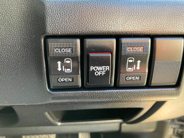 納車前には経験豊富な当社整備士が、しっかり点検、整備を致します。