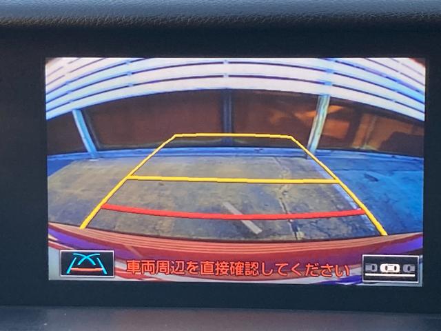 ＩＳ ＩＳ３００ｈ　プリクラッシュセーフティー／純正マルチナビ／バックカメラ／ＴＶ／ブルーレイ対応／Ｂｌｕｅｔｏｏｔｈ／ＥＴＣ（ＤＳＲＣ）／ハーフレザーシート（ヒーター＆電動）／コーナーセンサー／クルコン／パドルシフト／（11枚目）