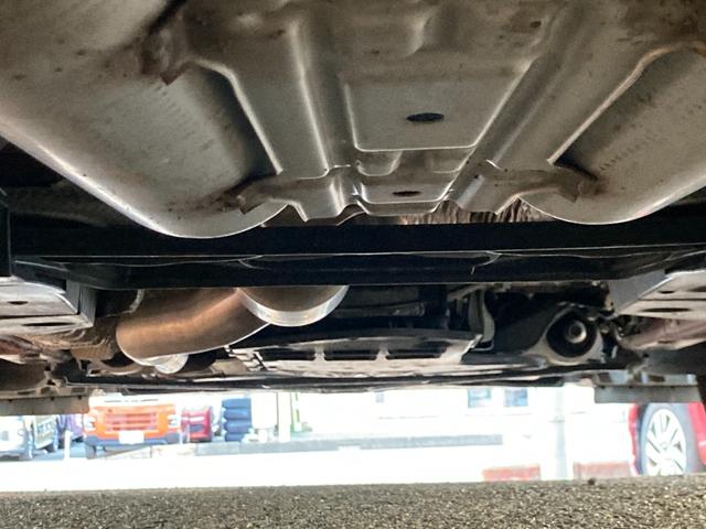 ＩＳ ＩＳ３００ｈ　プリクラッシュセーフティー／純正マルチナビ／バックカメラ／ＴＶ／ブルーレイ対応／Ｂｌｕｅｔｏｏｔｈ／ＥＴＣ（ＤＳＲＣ）／ハーフレザーシート（ヒーター＆電動）／コーナーセンサー／クルコン／パドルシフト／（45枚目）