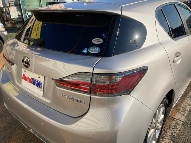 当店の車両は室内も当社専門スタッフにてクリーニング済みです！中古車でも安心・清潔です。