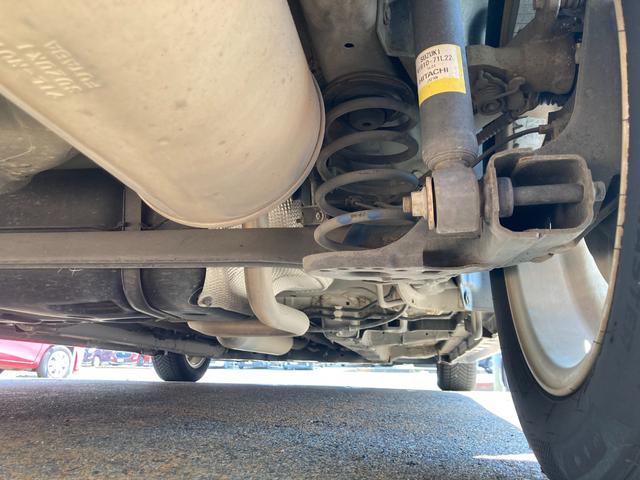 スイフト RS-DJE 後期モデル(3型)/整備&保証付/パドルシフト/クルコン/HIDライト/フォグランプ/ナビ(地デジTV/CD/DVD/SD/USB/AUX/Bluetooth)/社外15アルミ(オールシーズンタイヤ)(45枚目)