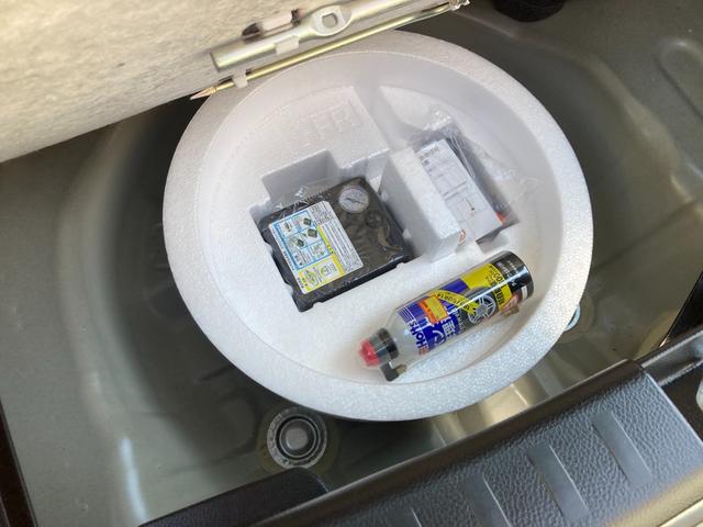 スイフト RS-DJE 後期モデル(3型)/整備&保証付/パドルシフト/クルコン/HIDライト/フォグランプ/ナビ(地デジTV/CD/DVD/SD/USB/AUX/Bluetooth)/社外15アルミ(オールシーズンタイヤ)(65枚目)