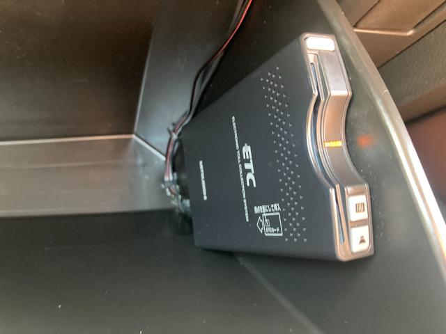 デミオ １３Ｓツーリング　Ｌパッケージ　後期モデル／車検２年＋整備＆保証付／衝突軽減ブレーキ／ナビ／ブルセグＴＶ／ＣＤ／ＤＶＤ／Ｂｌｕｅｔｏｏｔｈオーディオ／ＥＴＣ／ハーフレザーシート／ＬＥＤヘッドライト／ヘッドアップディスプレ／純正アルミ（11枚目）