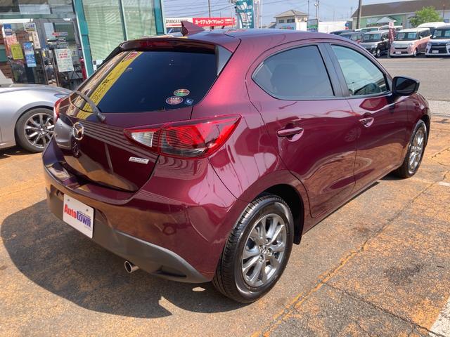 デミオ １３Ｓツーリング　Ｌパッケージ　後期モデル／車検２年＋整備＆保証付／衝突軽減ブレーキ／ナビ／ブルセグＴＶ／ＣＤ／ＤＶＤ／Ｂｌｕｅｔｏｏｔｈオーディオ／ＥＴＣ／ハーフレザーシート／ＬＥＤヘッドライト／ヘッドアップディスプレ／純正アルミ（30枚目）