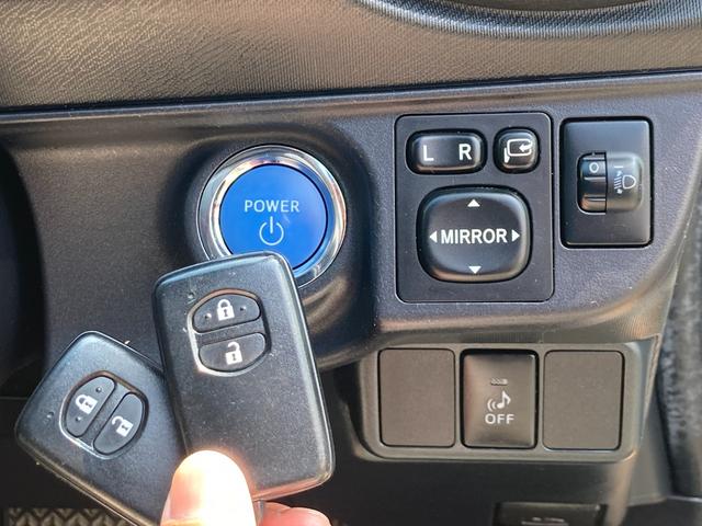 アクア Ｓ　車検２年＋整備＆保証付／純正ナビ（地デジＴＶ／Ｂｌｕｅｔｏｏｔｈオーディオ／ＣＤ／ＳＤ／ＡＵＸ）／バックカメラ／コーナーセンサ／スマートキー／シートヒータ（運転席・助手席）／オートライト／電動格ミラー（18枚目）