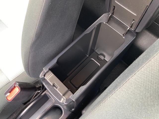 アクア Ｓ　車検２年＋整備＆保証付／純正ナビ（地デジＴＶ／Ｂｌｕｅｔｏｏｔｈオーディオ／ＣＤ／ＳＤ／ＡＵＸ）／バックカメラ／コーナーセンサ／スマートキー／シートヒータ（運転席・助手席）／オートライト／電動格ミラー（52枚目）