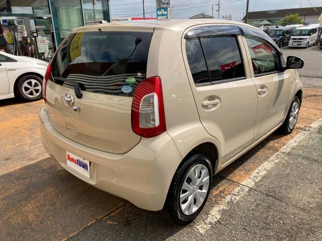 ���Џ��i�Ƃ��ēW���ł��邨�Ԃł���΁A�I�[�N�V�����ł̎d����ɂ�����萔�������l�����A������X�ɕ����Ȃ�����������������܂��B