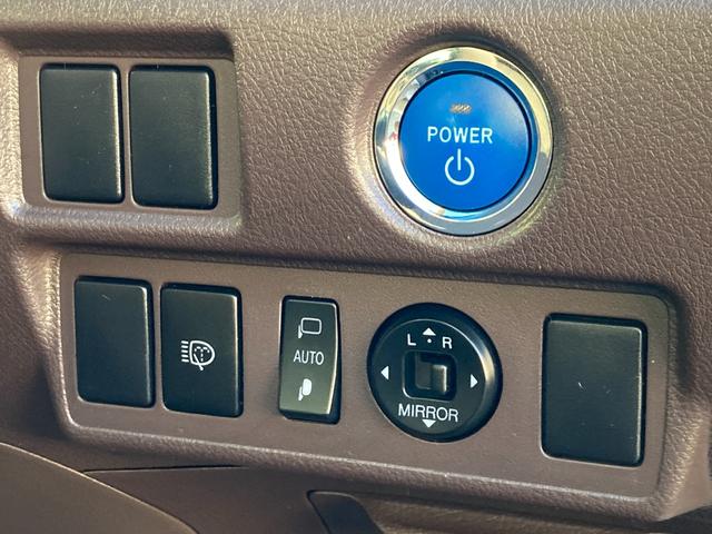 ＳＡＩ Ｇ　モデリスタエアロ／車検２年＋整備＆保証付／走行５．４万キロ／純正ＨＤＤマルチナビ／バックカメラ／ＴＶ／Ｂｌｕｅｔｏｏｔｈ／ミュージックサーバー／パワーシート／ＬＥＤライト／フォグランプ／純正１８アルミ（16枚目）