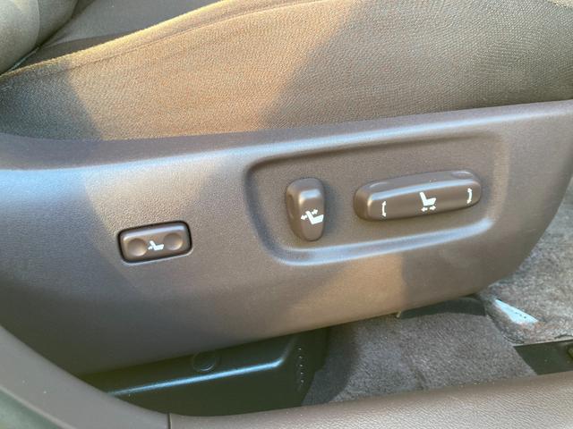 ＳＡＩ Ｇ　モデリスタエアロ／車検２年＋整備＆保証付／走行５．４万キロ／純正ＨＤＤマルチナビ／バックカメラ／ＴＶ／Ｂｌｕｅｔｏｏｔｈ／ミュージックサーバー／パワーシート／ＬＥＤライト／フォグランプ／純正１８アルミ（19枚目）