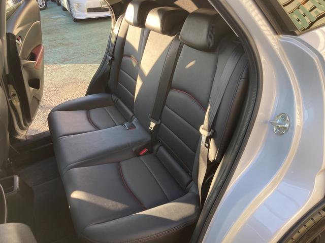 営業スタッフ全員損害保険資格を取得しています。