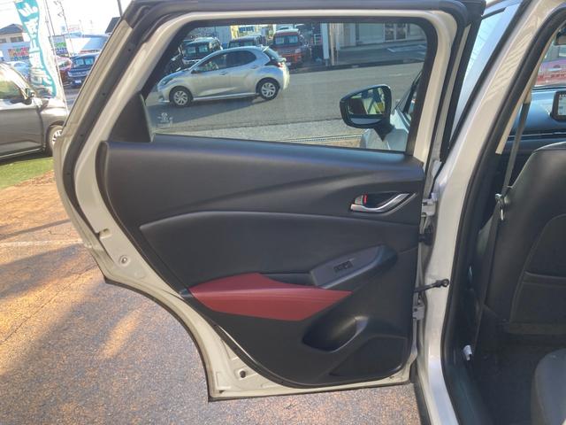 ＬＩＮＥ　ＩＤ：【　＠２６０ｕｓｕｕｅ　】　でお友だち検索してください。