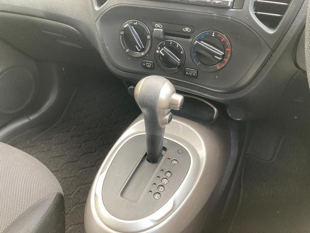 ジューク １５ＲＳ　タイプＶ　整備＆保証付／走行６６２００Ｋｍ／社外メモリーナビ（ＴＶ／ＣＤ／ＳＤ／Ｂｌｕｅｔｏｏｔｈ）／バックカメラ／キーレスキー／プライバシーガラス／電動格納式ドアミラー／内装色：ブラック／コンソール：グレー（11枚目）