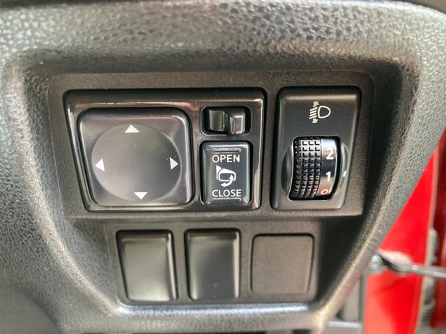 ジューク １５ＲＳ　タイプＶ　整備＆保証付／走行６６２００Ｋｍ／社外メモリーナビ（ＴＶ／ＣＤ／ＳＤ／Ｂｌｕｅｔｏｏｔｈ）／バックカメラ／キーレスキー／プライバシーガラス／電動格納式ドアミラー／内装色：ブラック／コンソール：グレー（15枚目）