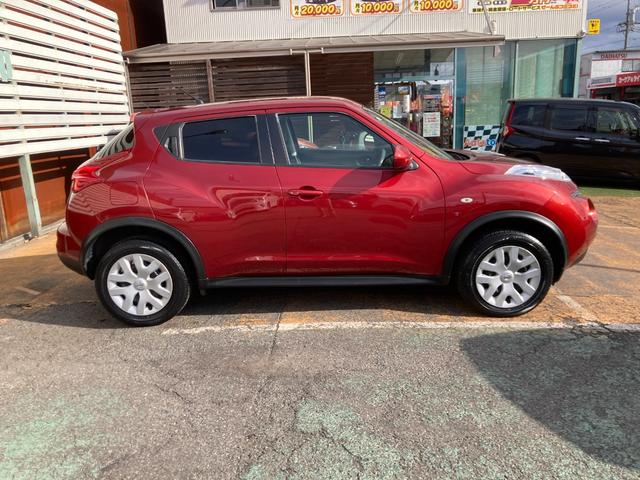 ジューク １５ＲＳ　タイプＶ　整備＆保証付／走行６６２００Ｋｍ／社外メモリーナビ（ＴＶ／ＣＤ／ＳＤ／Ｂｌｕｅｔｏｏｔｈ）／バックカメラ／キーレスキー／プライバシーガラス／電動格納式ドアミラー／内装色：ブラック／コンソール：グレー（31枚目）