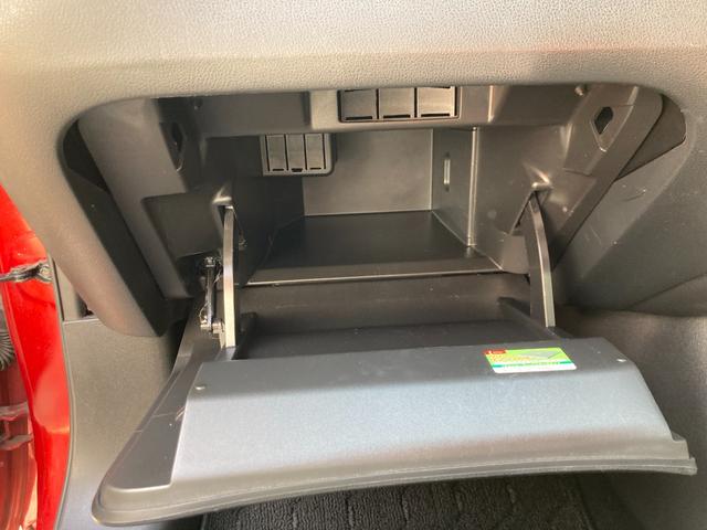 ジューク １５ＲＳ　タイプＶ　整備＆保証付／走行６６２００Ｋｍ／社外メモリーナビ（ＴＶ／ＣＤ／ＳＤ／Ｂｌｕｅｔｏｏｔｈ）／バックカメラ／キーレスキー／プライバシーガラス／電動格納式ドアミラー／内装色：ブラック／コンソール：グレー（46枚目）