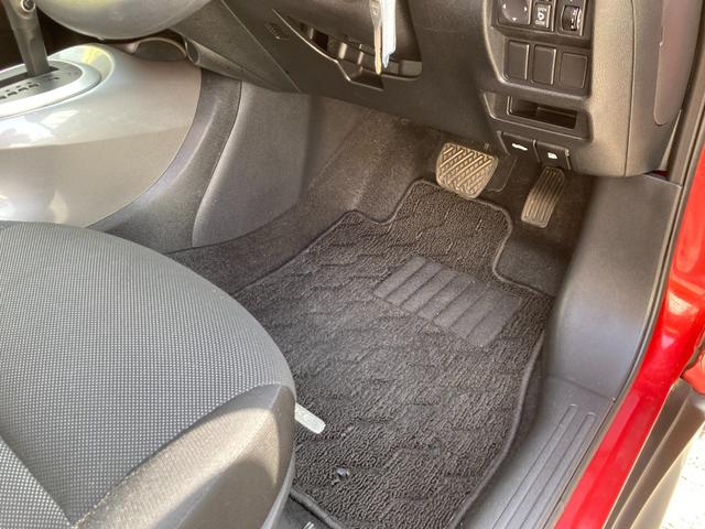 ジューク １５ＲＳ　タイプＶ　整備＆保証付／走行６６２００Ｋｍ／社外メモリーナビ（ＴＶ／ＣＤ／ＳＤ／Ｂｌｕｅｔｏｏｔｈ）／バックカメラ／キーレスキー／プライバシーガラス／電動格納式ドアミラー／内装色：ブラック／コンソール：グレー（50枚目）