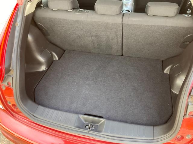 ジューク １５ＲＳ　タイプＶ　整備＆保証付／走行６６２００Ｋｍ／社外メモリーナビ（ＴＶ／ＣＤ／ＳＤ／Ｂｌｕｅｔｏｏｔｈ）／バックカメラ／キーレスキー／プライバシーガラス／電動格納式ドアミラー／内装色：ブラック／コンソール：グレー（56枚目）