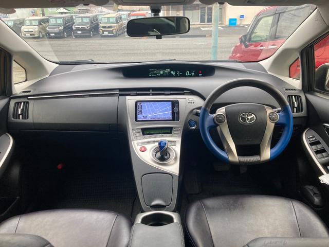 プリウス Ｓマイコーデ　３０系（後期モデル）／車検２年＋整備＆保証付／ナビ（ＴＶ／ＣＤ／ＤＶＤ／ＳＤ／Ｂｌｕｅｔｏｏｔｈ）／バックカメラ／モデリスタステアリング／ＥＴＣ／レザーシート／ＨＩＤ／フォグ／スマートキー／純正アルミ（7枚目）